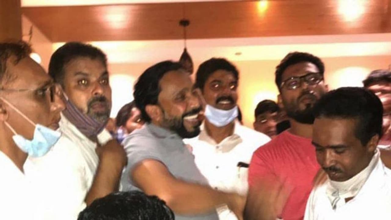 പ്രവാസി വ്യവസായിയെ തട്ടിക്കൊണ്ട് പോയ സംഭവം: ഒരാള് അറസ്റ്റില് പ്രവാസി വ്യവസായിയെ തട്ടിക്കൊണ്ട് പോയ സംഭവം: ഒരാള് അറസ്റ്റില്