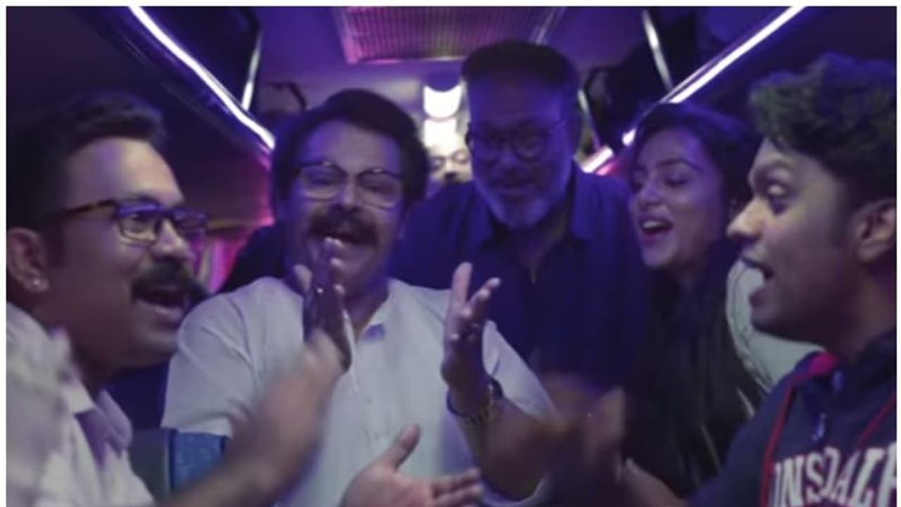 സുനാമിയുടെ കഥ ചോദിച്ച് പിഷാരടി;’ഒന്നും ഇല്ലാ’യെന്ന് മുകേഷ്, രണ്ടാമത്തെ ടീസര് സുനാമിയുടെ കഥ ചോദിച്ച് പിഷാരടി;’ഒന്നും ഇല്ലാ’യെന്ന് മുകേഷ്, രണ്ടാമത്തെ ടീസര്