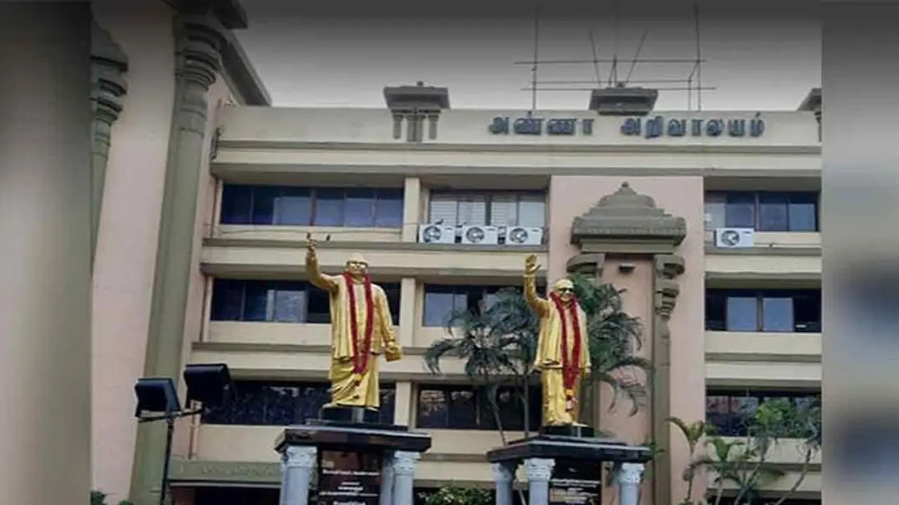 சாமியார் சொன்ன குறியை நம்பி... அமைச்சர் பந்தாவில் வலம் வரும் தி.மு.க வேட்பாளர்..!