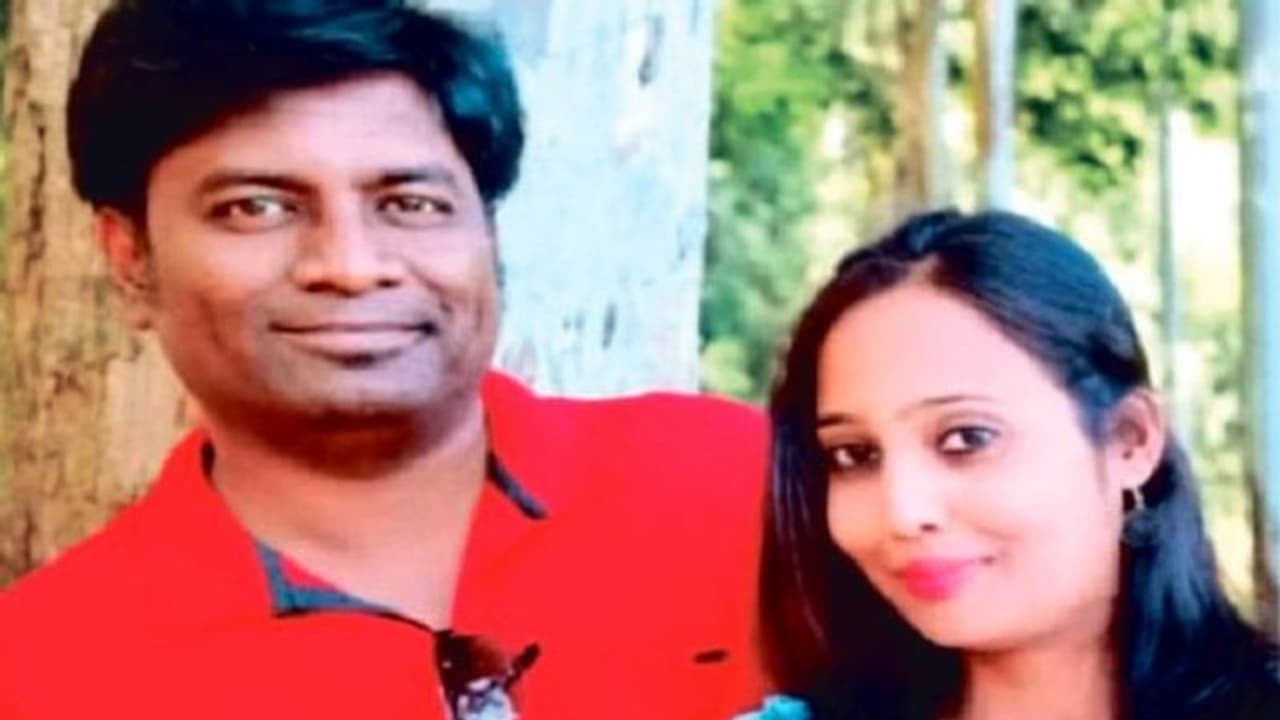 ಪತ್ನಿ ಗಂಟಲು ಸೀಳಿ ಎಸ್ಕೇಪ್ ಆಗುವಾಗ ಕ್ರೂರಿ ವೈದ್ಯನ ಕಾರು ಪಲ್ಟಿ ಪತ್ನಿ ಗಂಟಲು ಸೀಳಿ ಎಸ್ಕೇಪ್ ಆಗುವಾಗ ಕ್ರೂರಿ ವೈದ್ಯನ ಕಾರು ಪಲ್ಟಿ