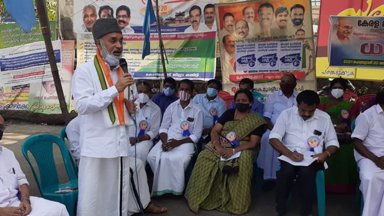 മദ്യപാനികൾക്ക് വോട്ട് ചെയ്യരുതെന്ന് ഡോ. ഹുസൈൻ മടവൂർ മദ്യപാനികൾക്ക് വോട്ട് ചെയ്യരുതെന്ന് ഡോ. ഹുസൈൻ മടവൂർ