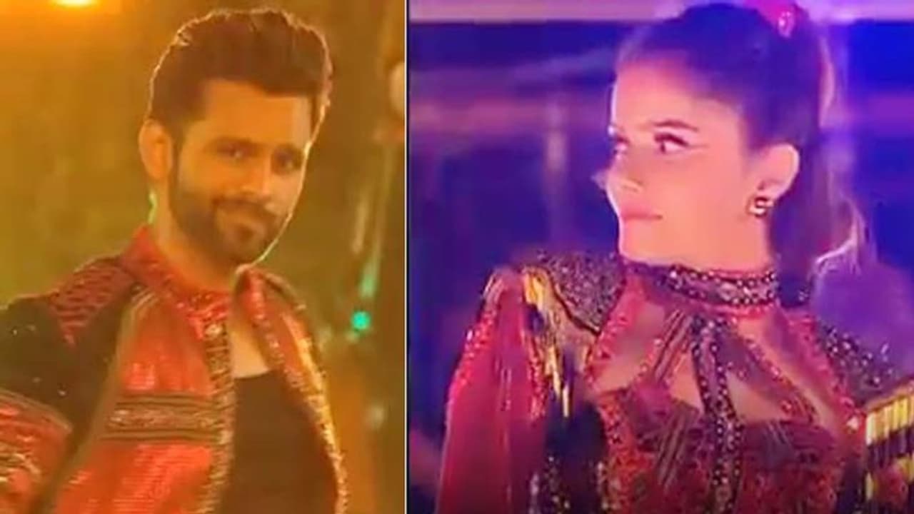 Bigg Boss 14 Finale: टीवी की छोटी बहू ने राहुल वैद्य के साथ 'अल्लाह दुहाई है' गाने पर किया डांस Bigg Boss 14 Finale: टीवी की छोटी बहू ने राहुल वैद्य के साथ 'अल्लाह दुहाई है' गाने पर किया डांस