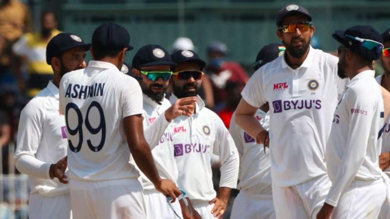 ಐಸಿಸಿ ಟೆಸ್ಟ್ ರ್ಯಾಂಕ್ ಪ್ರಕಟ; ಇಂಗ್ಲೆಂಡ್ ಮಣಿಸಿದ ಮೊದಲ ಸ್ಥಾನಕ್ಕೇರಿದ ಟೀಂ ಇಂಡಿಯಾ! ಐಸಿಸಿ ಟೆಸ್ಟ್ ರ್ಯಾಂಕ್ ಪ್ರಕಟ; ಇಂಗ್ಲೆಂಡ್ ಮಣಿಸಿದ ಮೊದಲ ಸ್ಥಾನಕ್ಕೇರಿದ ಟೀಂ ಇಂಡಿಯಾ!