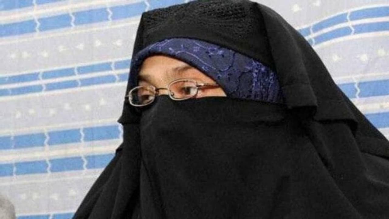 अलगाववादी नेता आसिया पर कोर्ट ने तय किए आरोप, अब चलेगा देशद्रोह का केस, जानें क्या है पूरा मामला? अलगाववादी नेता आसिया पर कोर्ट ने तय किए आरोप, अब चलेगा देशद्रोह का केस, जानें क्या है पूरा मामला?