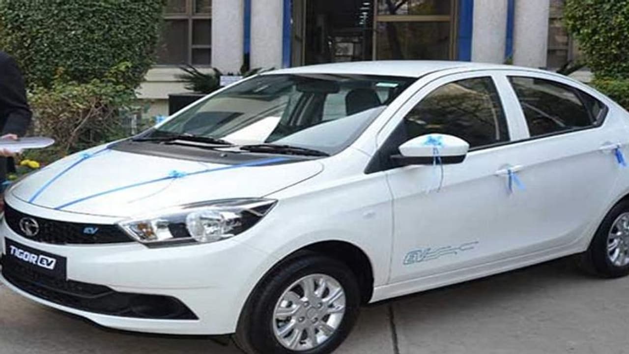 ಎಲೆಕ್ಟ್ರಿಕ್ ಕಾರಿನಲ್ಲಿ ಹೊಸ ದಾಖಲೆ ಬರೆದ ಟಾಟಾ, 2,000 ಎಕ್ಸ್‌ಪ್ರೆಸ್ ಟಿ ಆರ್ಡರ್ ಮಾಡಿದ ಪ್ರತಿಷ್ಠಿತ ಕಂಪನಿ!