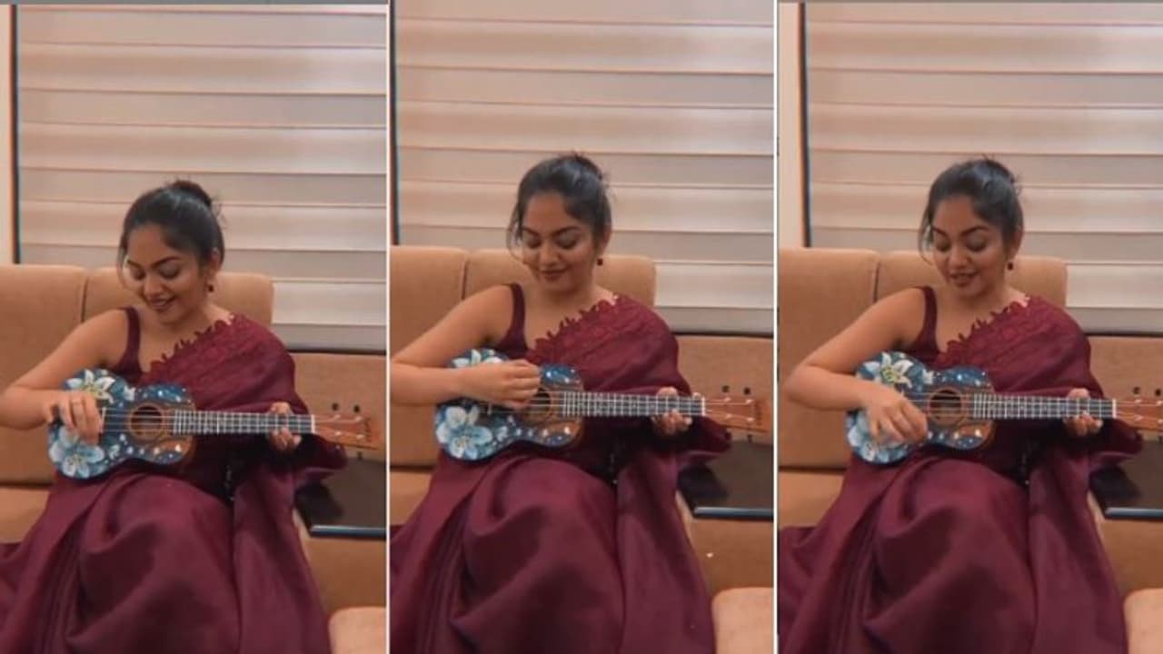 വിജയ്യുടെ ‘കുട്ടി സ്റ്റോറി’ പാട്ടിനൊപ്പം താളം പിടിച്ച് അഹാന; സോ ക്യൂട്ടെന്ന് ആരാധകർ, വീഡിയോ വിജയ്യുടെ ‘കുട്ടി സ്റ്റോറി’ പാട്ടിനൊപ്പം താളം പിടിച്ച് അഹാന; സോ ക്യൂട്ടെന്ന് ആരാധകർ, വീഡിയോ