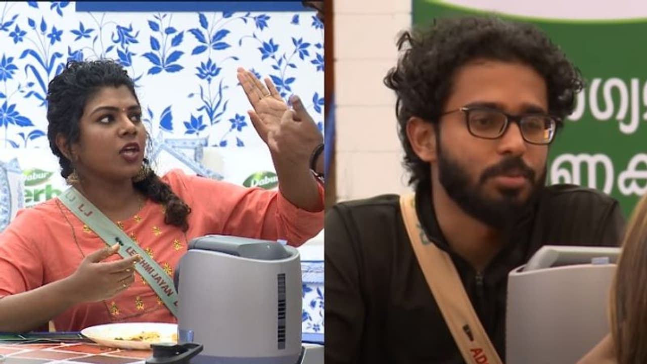 തർക്കത്തിനിടെ ചെയ്ത തെറ്റിന് ലക്ഷ്മിയോട് പരസ്യമായി മാപ്പ് പറഞ്ഞ് അഡോണി തർക്കത്തിനിടെ ചെയ്ത തെറ്റിന് ലക്ഷ്മിയോട് പരസ്യമായി മാപ്പ് പറഞ്ഞ് അഡോണി