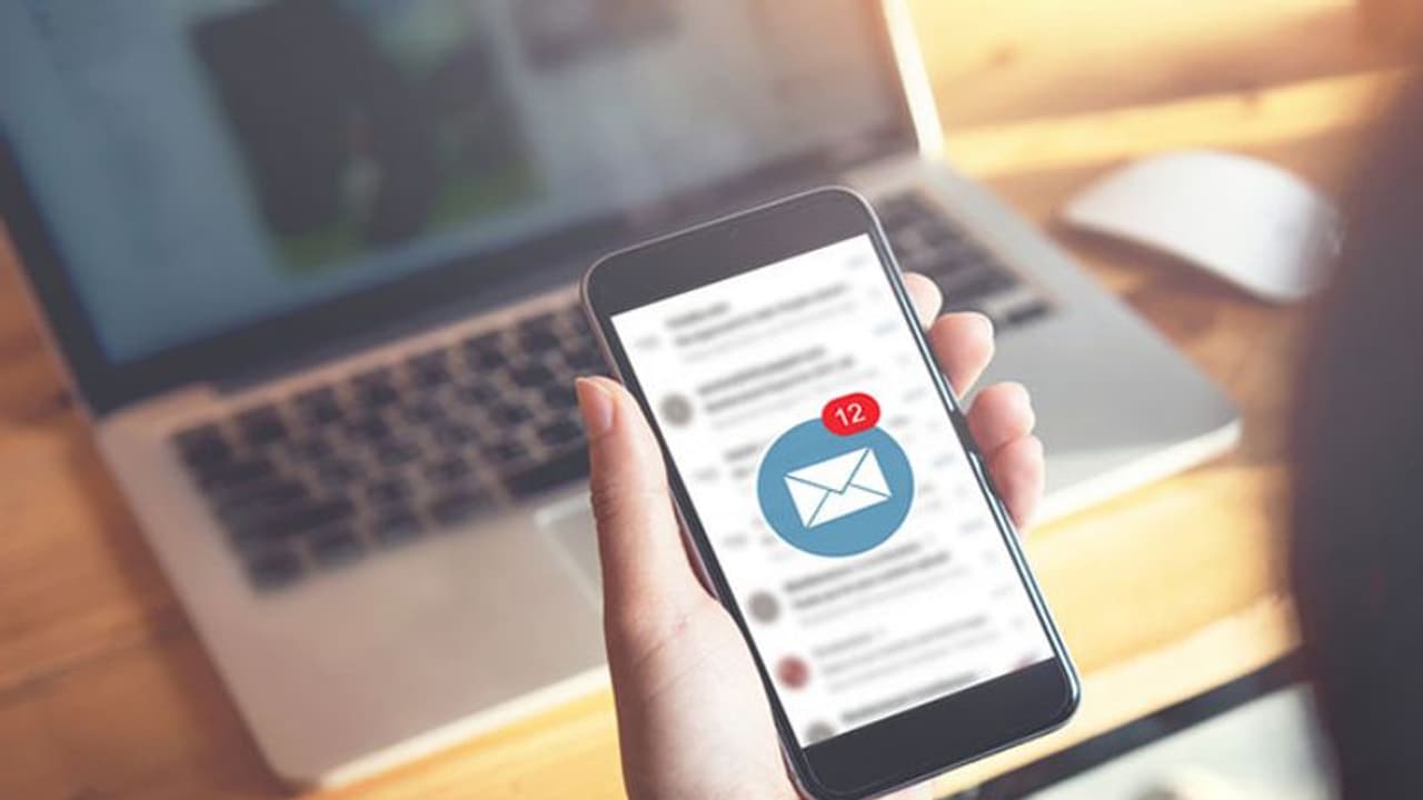 ഇൻസ്റ്റൻറ് ലോൺ ആപ്പ് തട്ടിപ്പ് സംഘത്തിലെ 14 പേർ അറസ്റ്റിൽ, തട്ടിയത് 300 കോടിയിലേറെ 