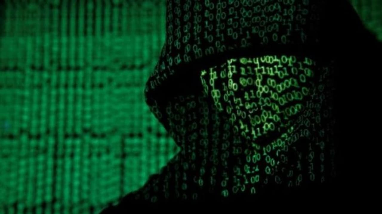 নেট মাধ্যমে ISI এজেন্টদের তথ্য পাচার,পাক গুপ্তচরবৃত্তির অভিযোগে গ্রেফতার ২ বোন নেট মাধ্যমে ISI এজেন্টদের তথ্য পাচার,পাক গুপ্তচরবৃত্তির অভিযোগে গ্রেফতার ২ বোন