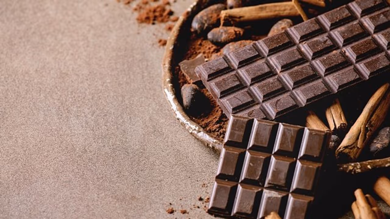 ব্রেকফাস্টে চকোলেট খেলে কমবে ওজন, অবাক লাগলেও জানুন এর রহস্য ব্রেকফাস্টে চকোলেট খেলে কমবে ওজন, অবাক লাগলেও জানুন এর রহস্য