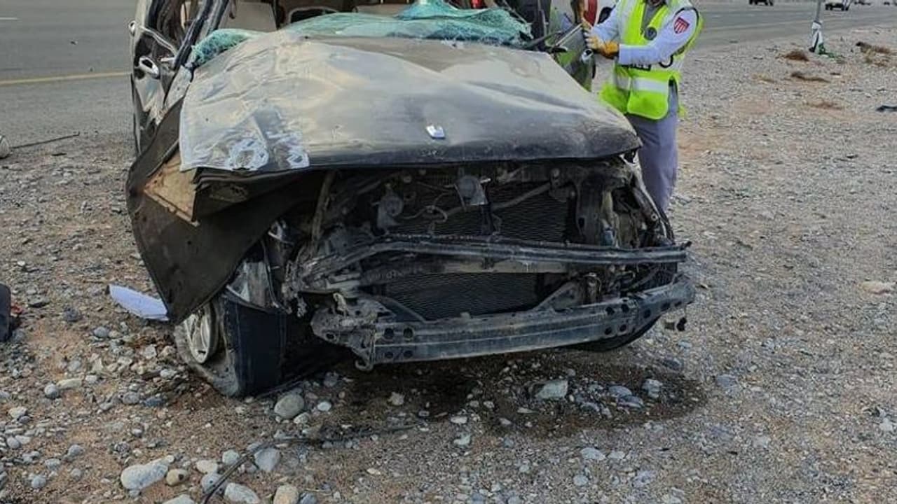 യുഎഇയിലെ വാഹനാപകടത്തില് സഹോദരങ്ങള്ക്ക് ദാരുണാന്ത്യം യുഎഇയിലെ വാഹനാപകടത്തില് സഹോദരങ്ങള്ക്ക് ദാരുണാന്ത്യം