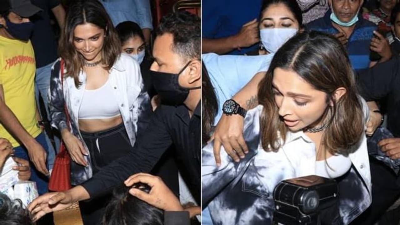 ఫ్యాన్స్ మధ్య చిక్కుకున్న దీపికా.. చివరికి అలా బయటపడ్డారు! ఫ్యాన్స్ మధ్య చిక్కుకున్న దీపికా.. చివరికి అలా బయటపడ్డారు!