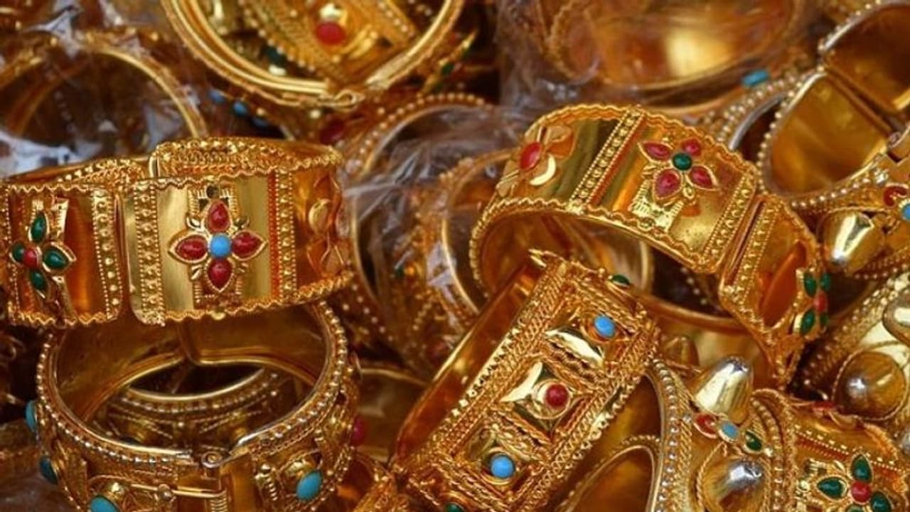 Gold price today : കൂടിയില്ല, കുറഞ്ഞില്ല; മാറ്റമില്ലാതെ തുടർന്ന് സ്വർണവില 