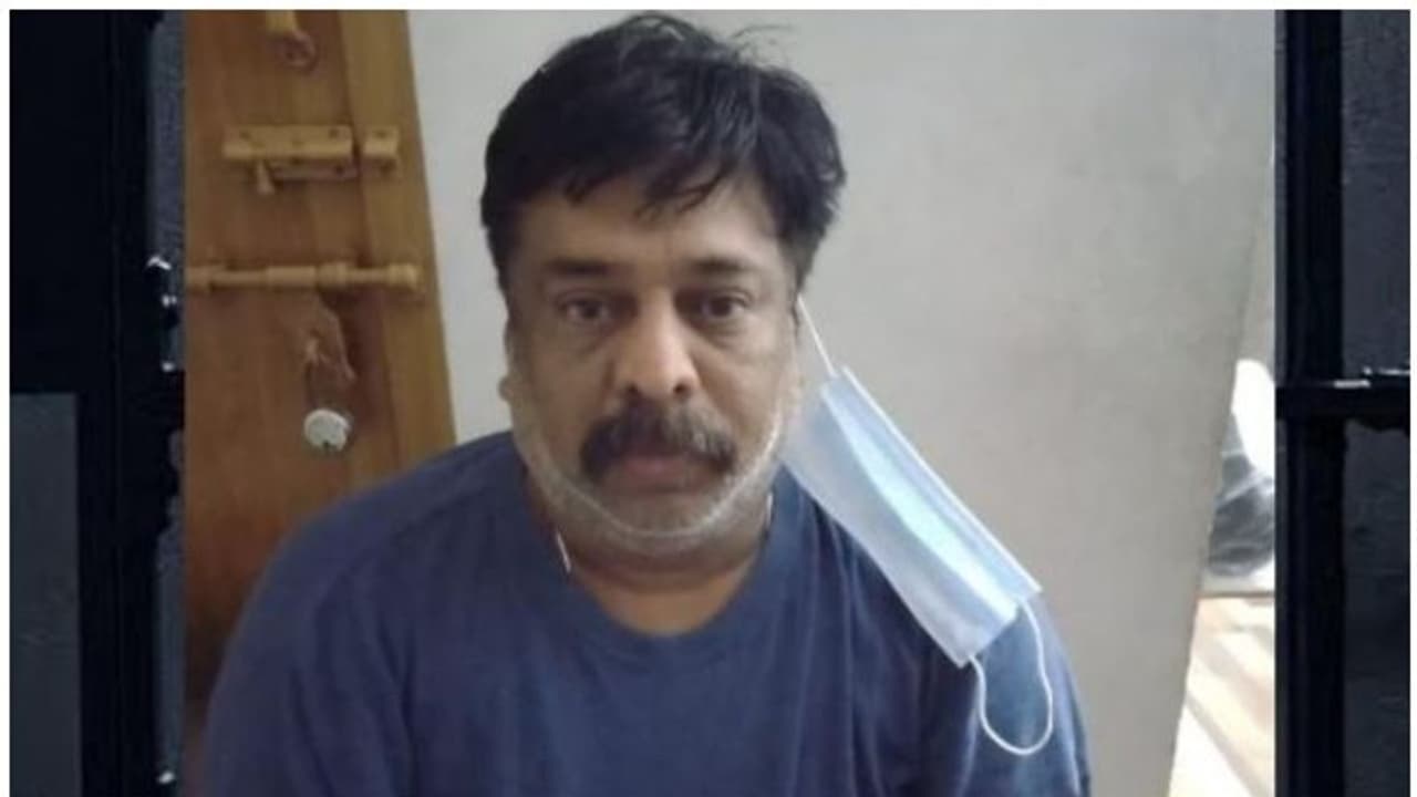 20 വര്ഷത്തെ ഒളിവ് ജീവിതം; ഒടുവില് ആറ്റിങ്ങല് അയ്യപ്പന് പൊലീസ് വലയില് 20 വര്ഷത്തെ ഒളിവ് ജീവിതം; ഒടുവില് ആറ്റിങ്ങല് അയ്യപ്പന് പൊലീസ് വലയില്