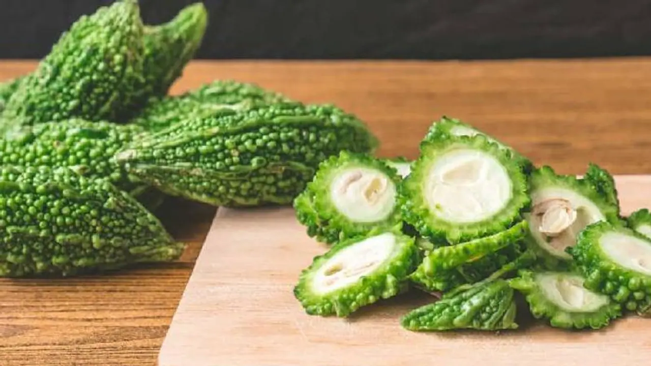 ഈ ഗുണങ്ങൾ അറിഞ്ഞാൽ നിങ്ങളും കഴിക്കും പാവയ്ക്ക!