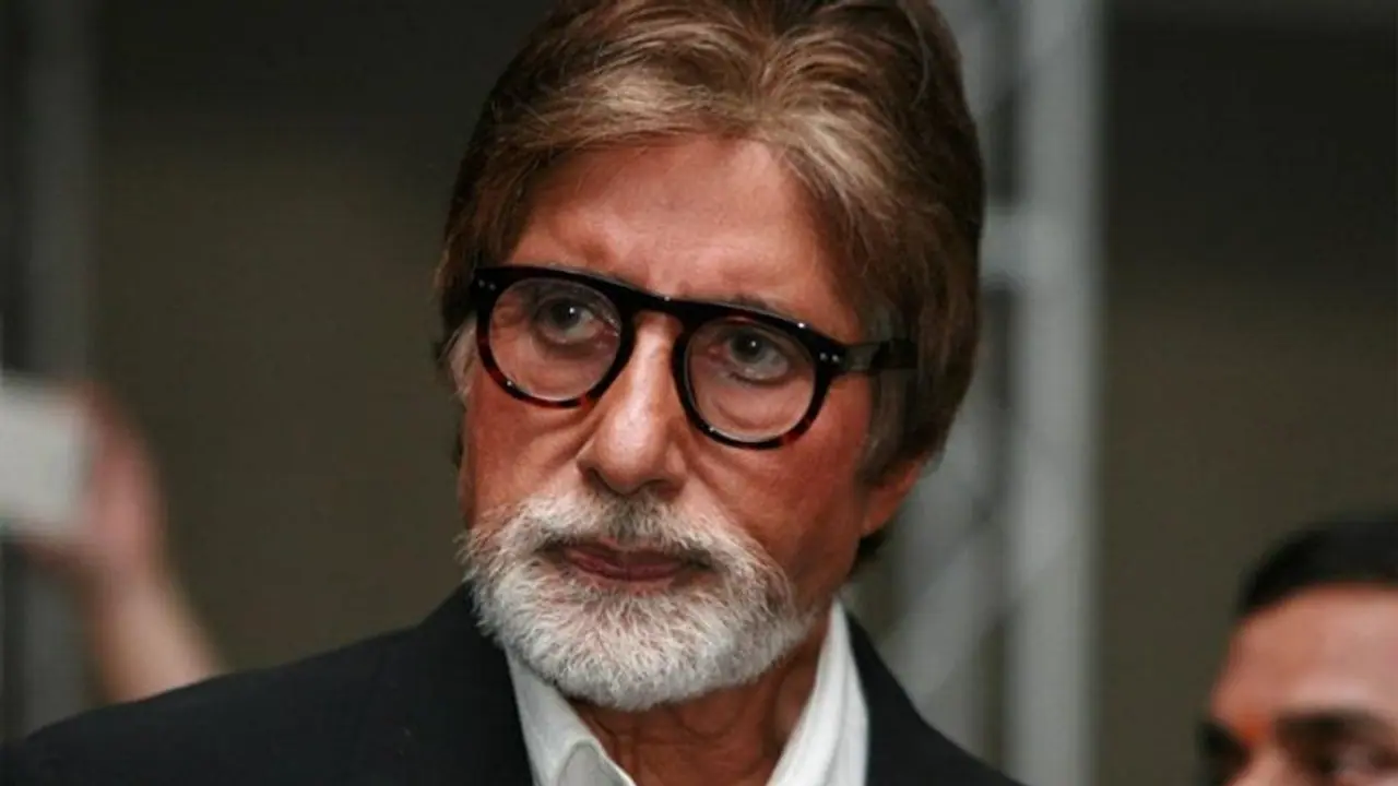 Amitabh Bachchan ने आंख की सर्जरी के बाद फैन्स को कहा शुक्रिया, इस बात को लेकर मांगी माफी भी Amitabh Bachchan ने आंख की सर्जरी के बाद फैन्स को कहा शुक्रिया, इस बात को लेकर मांगी माफी भी