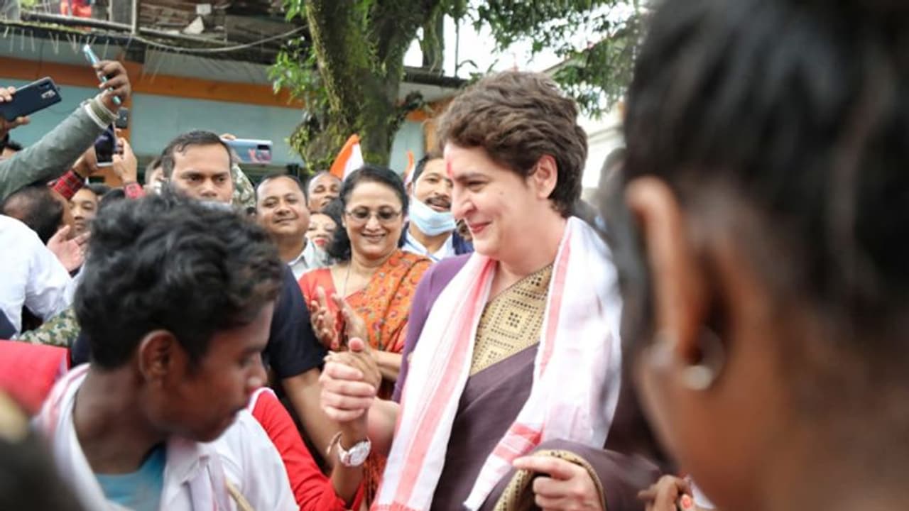 यूपी विधानसभा चुनाव 2022: कांग्रेस ने स्क्रीनिंग कमेटी का किया ऐलान, जितेंद्र सिंह बनाए गए चेयरमैन यूपी विधानसभा चुनाव 2022: कांग्रेस ने स्क्रीनिंग कमेटी का किया ऐलान, जितेंद्र सिंह बनाए गए चेयरमैन