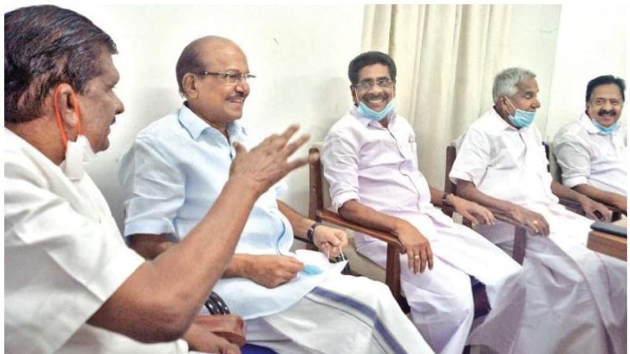 മൂന്ന് സീറ്റുകൾ കൂടി ചോദിച്ച് മുസ്ലിം ലീഗ്, വഴങ്ങാതെ കോൺഗ്രസ്, ഇന്ന് വീണ്ടും യുഡിഎഫ് ചർച്ച