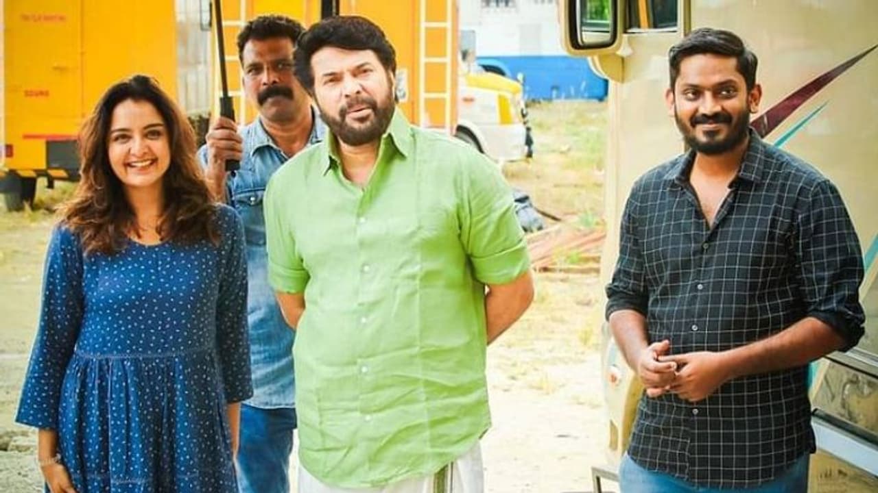 സെക്കൻഡ് ഷോ ഇല്ലെങ്കിൽ പ്രീസ്റ്റ് തീയറ്ററിൽ എത്തില്ല; സംവിധായകൻ ജോഫിൻ ടി ചാക്കോ സെക്കൻഡ് ഷോ ഇല്ലെങ്കിൽ പ്രീസ്റ്റ് തീയറ്ററിൽ എത്തില്ല; സംവിധായകൻ ജോഫിൻ ടി ചാക്കോ