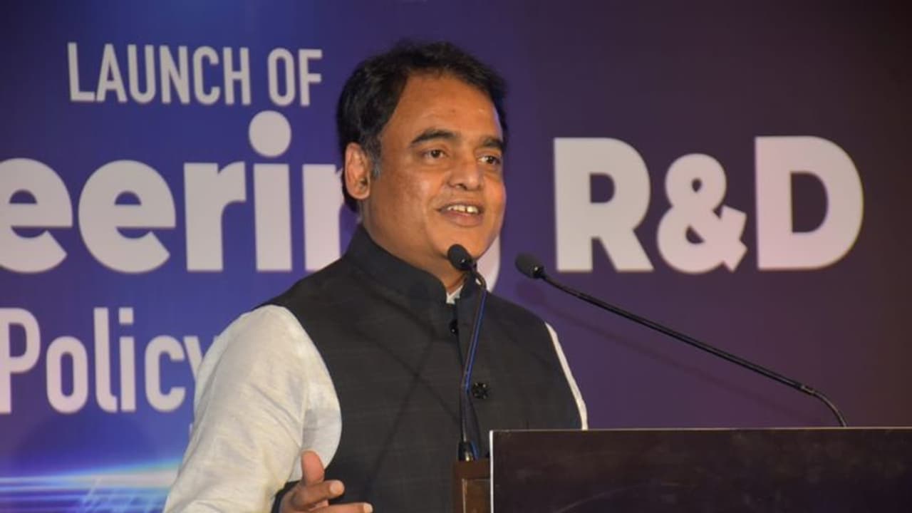 ಕೈಗಾರಿಕೆ ತರಬೇತಿ ಶಿಕ್ಷಣ (ITI)ಅಭಿವೃದ್ಧಿಗೆ 5,000 ಕೋಟಿ ರೂ. ವೆಚ್ಚ: ಡಿಸಿಎಂ