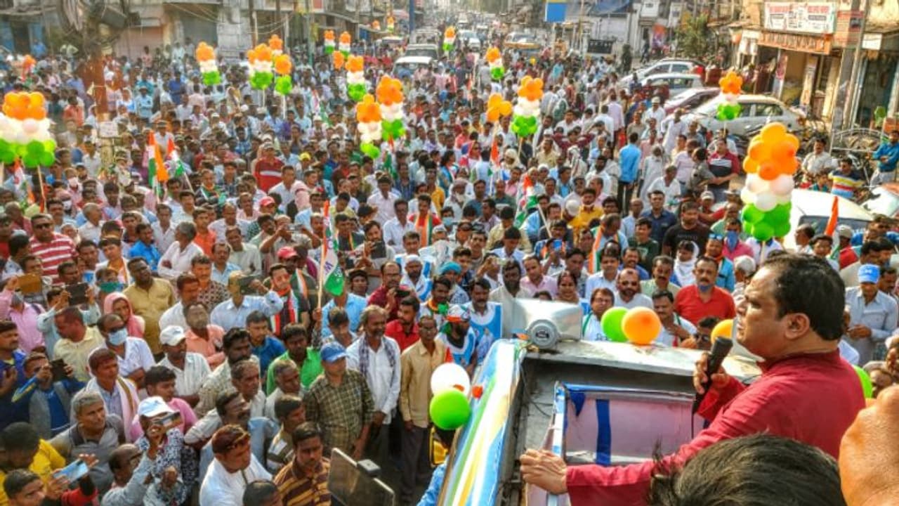 'কেন্দ্রীয় বাহিনি বিজেপির সঙ্গে থাকবে', পুরুলিয়া থেকে বিস্ফোরক অভিযোগ ব্রাত্য বসুর 'কেন্দ্রীয় বাহিনি বিজেপির সঙ্গে থাকবে', পুরুলিয়া থেকে বিস্ফোরক অভিযোগ ব্রাত্য বসুর