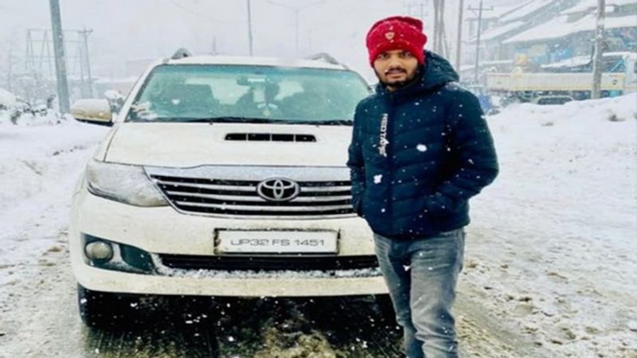 BJP सांसद के बेटे ने खुद पर ही चलवाई गोली! साले ने कहा जीजा के कहने पर मैंने उन्हे आगे से गोली मारी BJP सांसद के बेटे ने खुद पर ही चलवाई गोली! साले ने कहा जीजा के कहने पर मैंने उन्हे आगे से गोली मारी