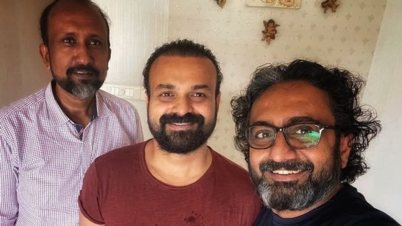 'ആന്ഡ്രോയ്ഡ് കുഞ്ഞപ്പന്' ടീം വീണ്ടും; നായകന് ചാക്കോച്ചന് 'ആന്ഡ്രോയ്ഡ് കുഞ്ഞപ്പന്' ടീം വീണ്ടും; നായകന് ചാക്കോച്ചന്