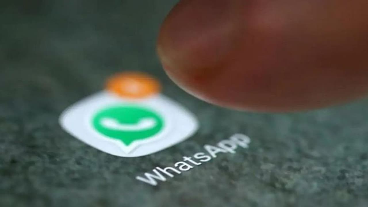 International Women's Day 2021: Did you get an offer for free shoe on WhatsApp? Don't fall for it