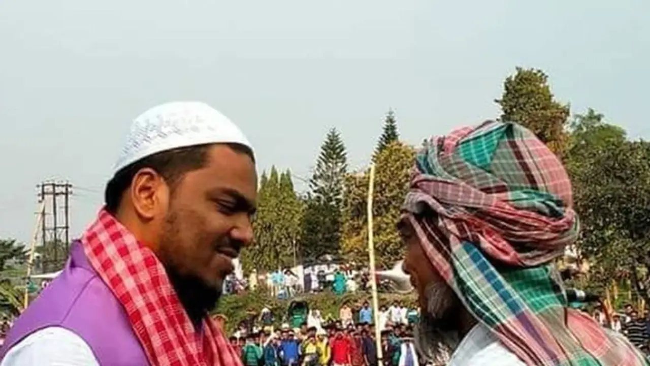 ভোট বড় বালাই, আব্বাসের অনুগামী হওয়ায় দুই ছেলেকে 'শাস্তি' দিল তৃণমূলী বাবা