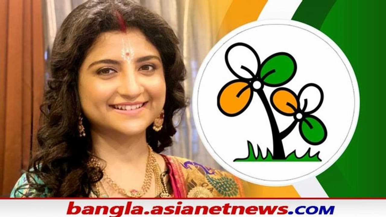 জোড়া ফুলে পতাকা ধরলেন আরও এক সেলেব, তৃণমূলে যোগ দিলেন অদিতি মুনসি জোড়া ফুলে পতাকা ধরলেন আরও এক সেলেব, তৃণমূলে যোগ দিলেন অদিতি মুনসি
