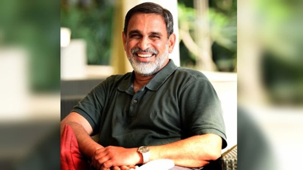 വട്ടിയൂര്ക്കാവിൽ മത്സരിക്കാനില്ലെന്ന് വേണു രാജാമണി: തീരുമാനം കോണ്ഗ്രസ് നേതൃത്വത്തെ അറിയിച്ചു വട്ടിയൂര്ക്കാവിൽ മത്സരിക്കാനില്ലെന്ന് വേണു രാജാമണി: തീരുമാനം കോണ്ഗ്രസ് നേതൃത്വത്തെ അറിയിച്ചു