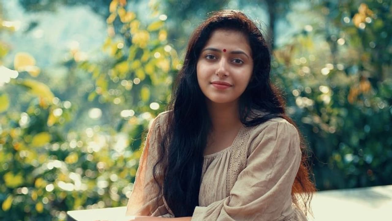 'ആദ്യ ചിത്രത്തിന്റെ പ്രതിഫലം പൂജ്യം'; തുറന്നുപറഞ്ഞ് അനു സിത്താര 'ആദ്യ ചിത്രത്തിന്റെ പ്രതിഫലം പൂജ്യം'; തുറന്നുപറഞ്ഞ് അനു സിത്താര