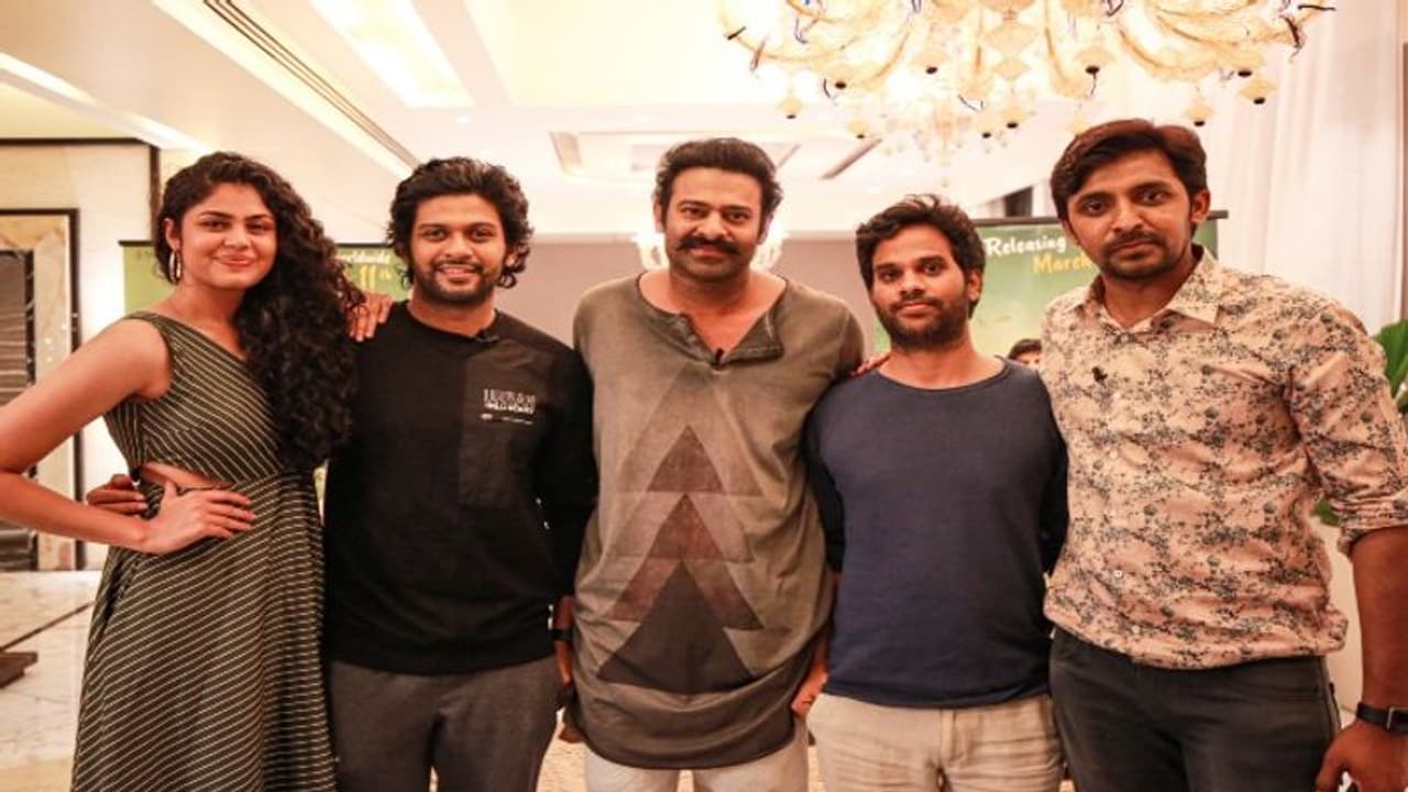 `జాతిరత్నాలు` ట్రైలర్పై ప్రభాస్ ప్రశంసలు.. `జాతిరత్నాలు` ట్రైలర్పై ప్రభాస్ ప్రశంసలు..