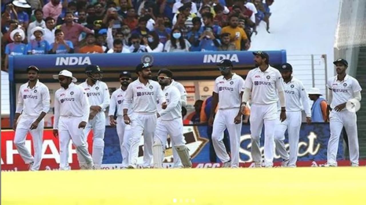 ലോക ടെസ്റ്റ് ചാമ്പ്യൻഷിപ്പ് ഫൈനൽ:15 അംഗ ടീമിനെ പ്രഖ്യാപിച്ച് ഇന്ത്യ ലോക ടെസ്റ്റ് ചാമ്പ്യൻഷിപ്പ് ഫൈനൽ:15 അംഗ ടീമിനെ പ്രഖ്യാപിച്ച് ഇന്ത്യ