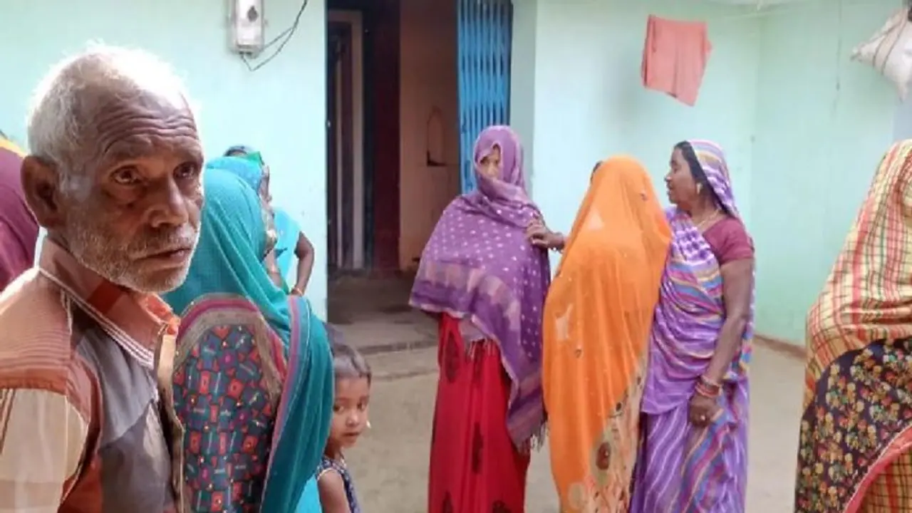 महिला ने अपने 3 बेटों के साथ खाया जहर, इसलिए मर गई देवरानी को शादी में ज्यादा मिलने वाले थे गहने महिला ने अपने 3 बेटों के साथ खाया जहर, इसलिए मर गई देवरानी को शादी में ज्यादा मिलने वाले थे गहने