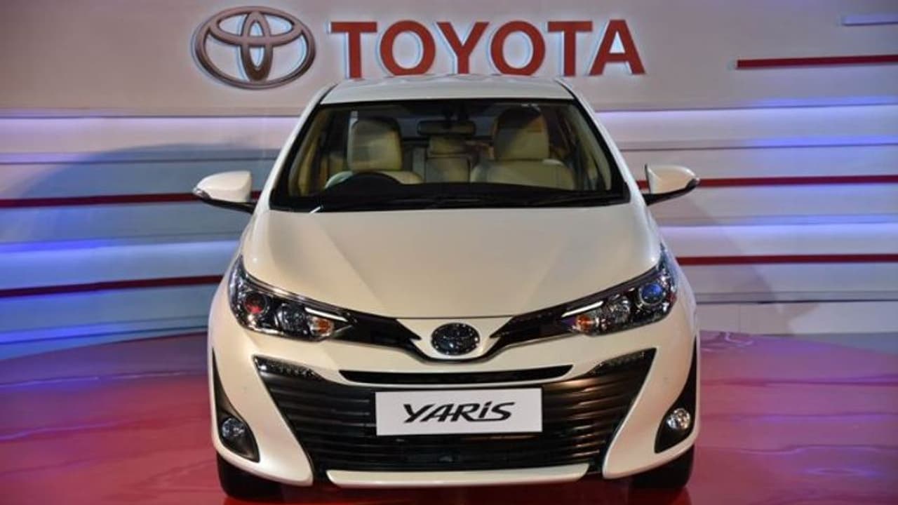 സ്വന്തം 'കുഞ്ഞിനെ' ഉപേക്ഷിച്ച് 'മാരുതിക്കുട്ടി'യെ വളര്ത്താന് ടൊയോട്ട! സ്വന്തം 'കുഞ്ഞിനെ' ഉപേക്ഷിച്ച് 'മാരുതിക്കുട്ടി'യെ വളര്ത്താന് ടൊയോട്ട!