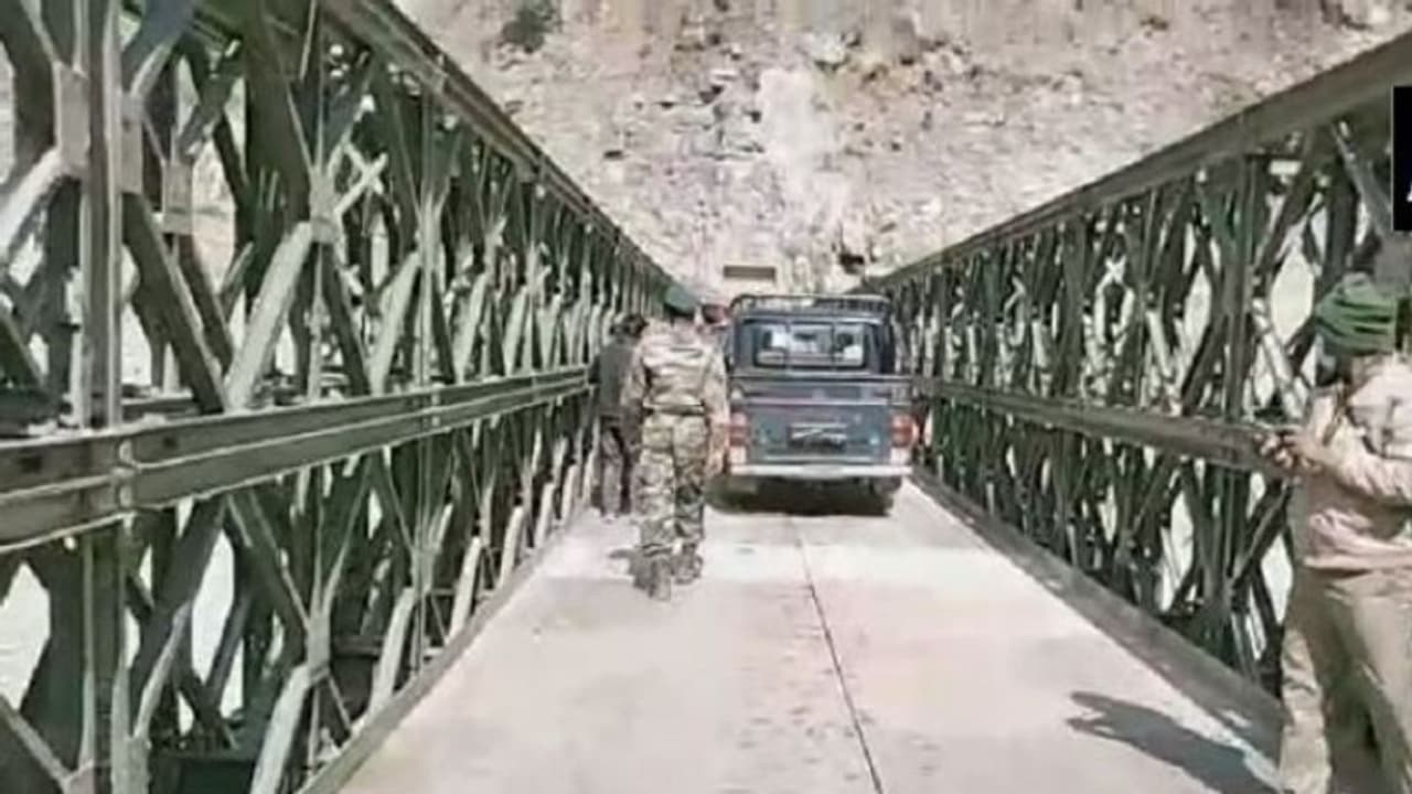 ಉತ್ತರಖಂಡ ಹಿಮಸ್ಫೋಟ; ಕೊಚ್ಚಿ ಹೋದ ಸೇತವೆಯನ್ನು 8 ದಿನದಲ್ಲಿ ನಿರ್ಮಿಸಿದ ಸೇನೆ!