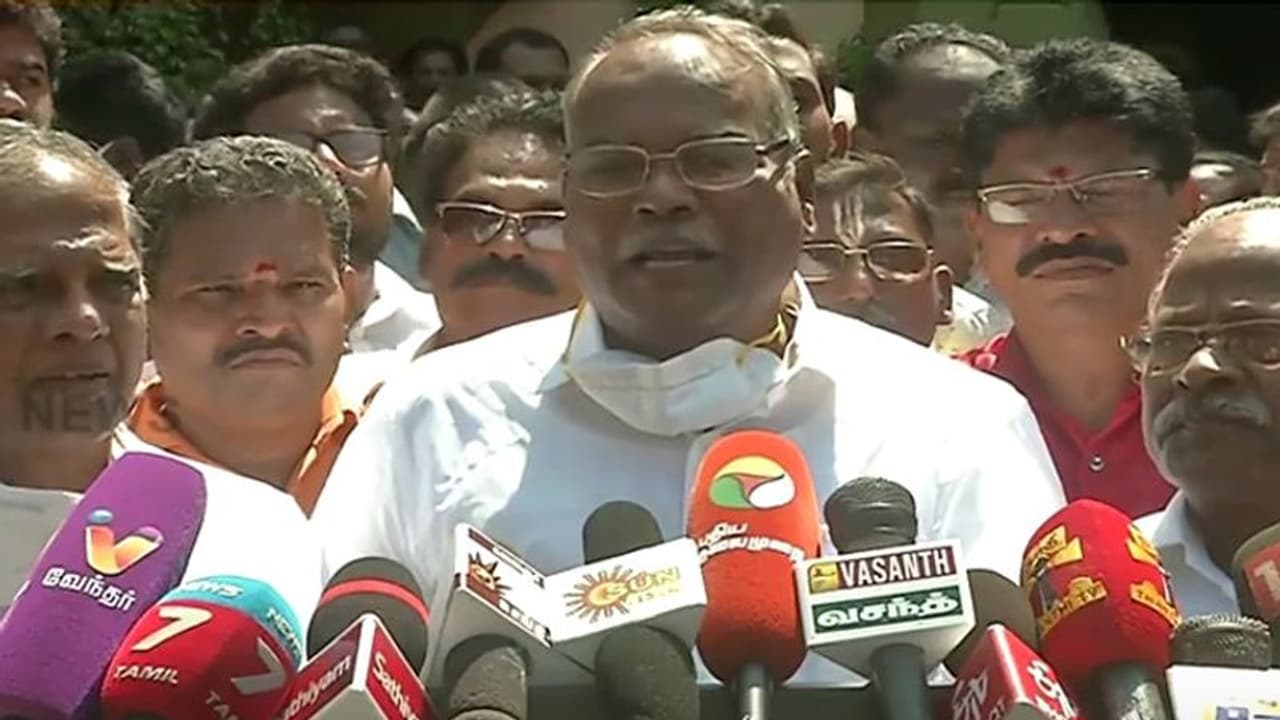 திமுக கூட்டணியில் உச்சகட்ட குழப்பம். ஒரே தொகுதிகளை கேட்டு காங்கிரஸ், மார்க்சிஸ்ட் கம்யூனிஸ்டுகள் மோதல். இழுபறி