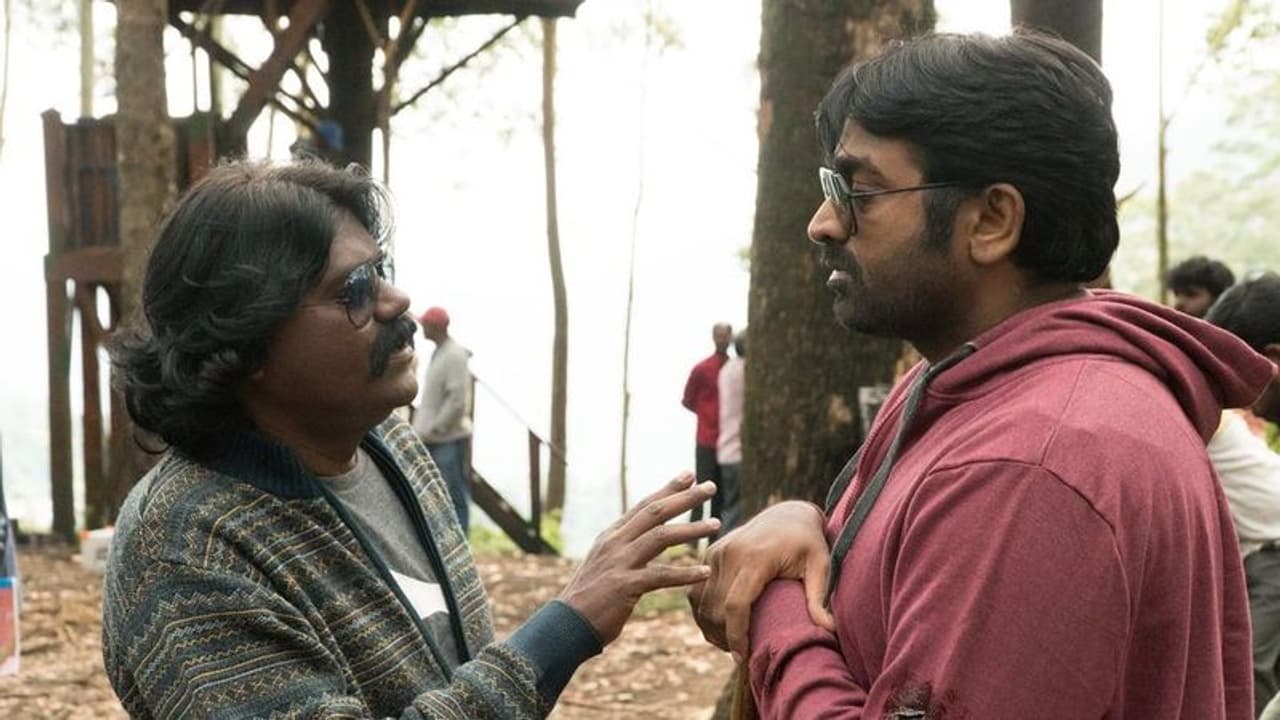 டீசருக்கும் எனக்கும் ஒரு சம்மந்தமும் இல்லை..! விஜய்சேதுபதி பட இயக்குனரின் அதிர்ச்சி பதிவு! டீசருக்கும் எனக்கும் ஒரு சம்மந்தமும் இல்லை..! விஜய்சேதுபதி பட இயக்குனரின் அதிர்ச்சி பதிவு!