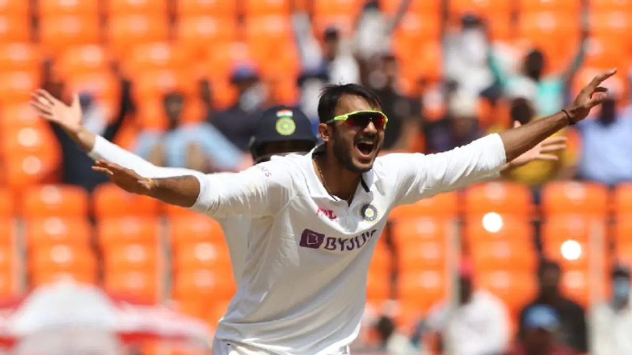 India vs England: Rohit Sharma reveals reasons for picking Axar Patel over Kuldeep Yadav in the 1st Test India vs England: Rohit Sharma reveals reasons for picking Axar Patel over Kuldeep Yadav in the 1st Test