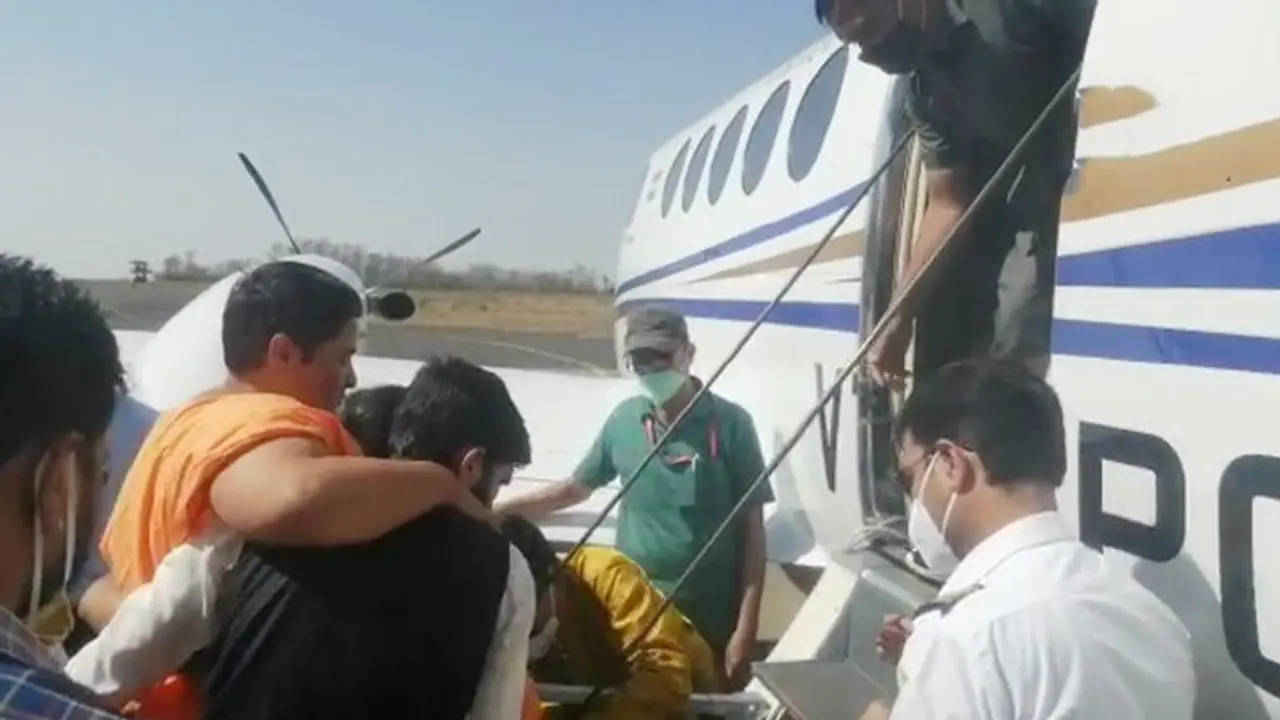 BJP सांसद साध्वी प्रज्ञा ठाकुर की फिर से बिगड़ी तबीयत, 15 दिन पहले भी दिल्ली एम्स में हुई थीं एडमिट BJP सांसद साध्वी प्रज्ञा ठाकुर की फिर से बिगड़ी तबीयत, 15 दिन पहले भी दिल्ली एम्स में हुई थीं एडमिट