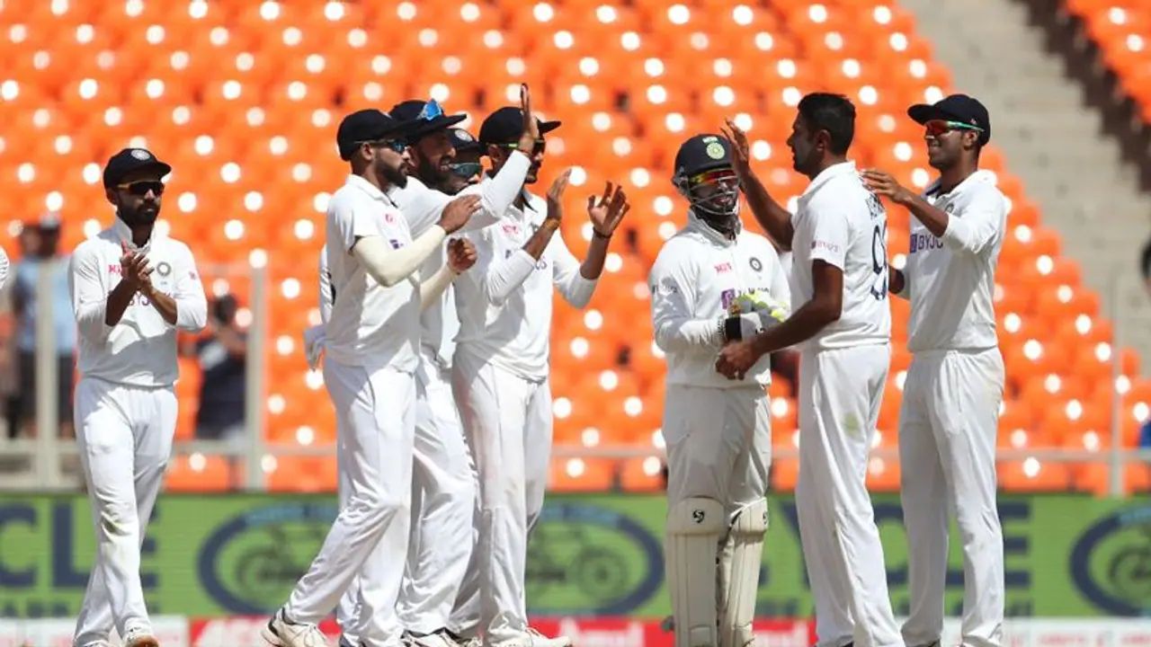 How Indian cricketers are working out in quarantine ahead of England departure (Watch video)