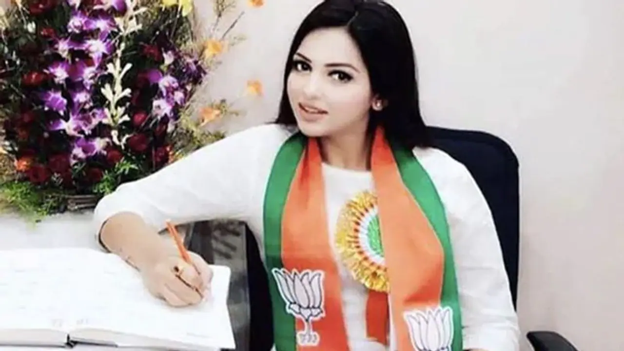 पामेला गोस्वामी के पिता ने कोर्ट में दाखिल की बेटी के लिए अर्जी, जेल में जानलेवा हमला होने की जताई आशंका पामेला गोस्वामी के पिता ने कोर्ट में दाखिल की बेटी के लिए अर्जी, जेल में जानलेवा हमला होने की जताई आशंका