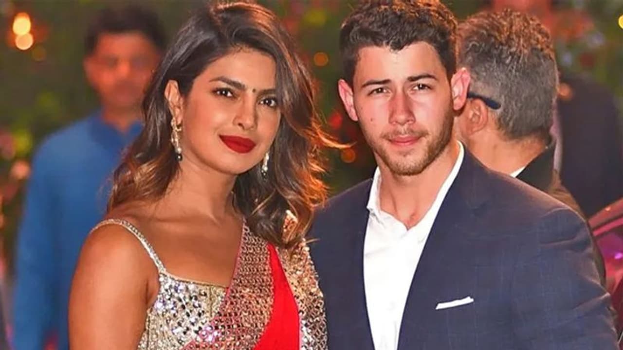 Priyanka Chopra, Nick Jonas started fundraising to support India fight against COVID 19 Priyanka Chopra, Nick Jonas started fundraising to support India fight against COVID 19