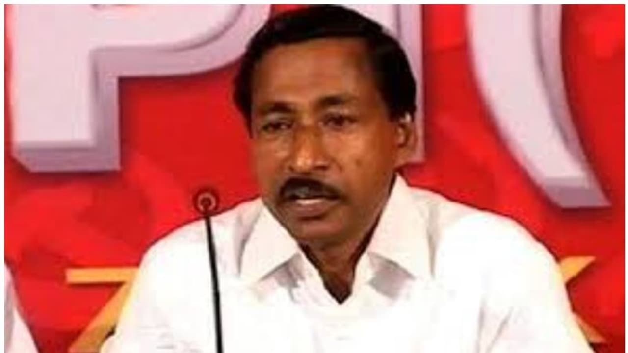 ആവിക്കല് സമരം: 'പിന്നില് തീവ്രവാദ സംഘടനകള്', പിടിയിലായ 3 പേര്ക്ക് മാവോയിസ്റ്റ് ബന്ധമെന്ന് പി മോഹനന് ആവിക്കല് സമരം: 'പിന്നില് തീവ്രവാദ സംഘടനകള്', പിടിയിലായ 3 പേര്ക്ക് മാവോയിസ്റ്റ് ബന്ധമെന്ന് പി മോഹനന്