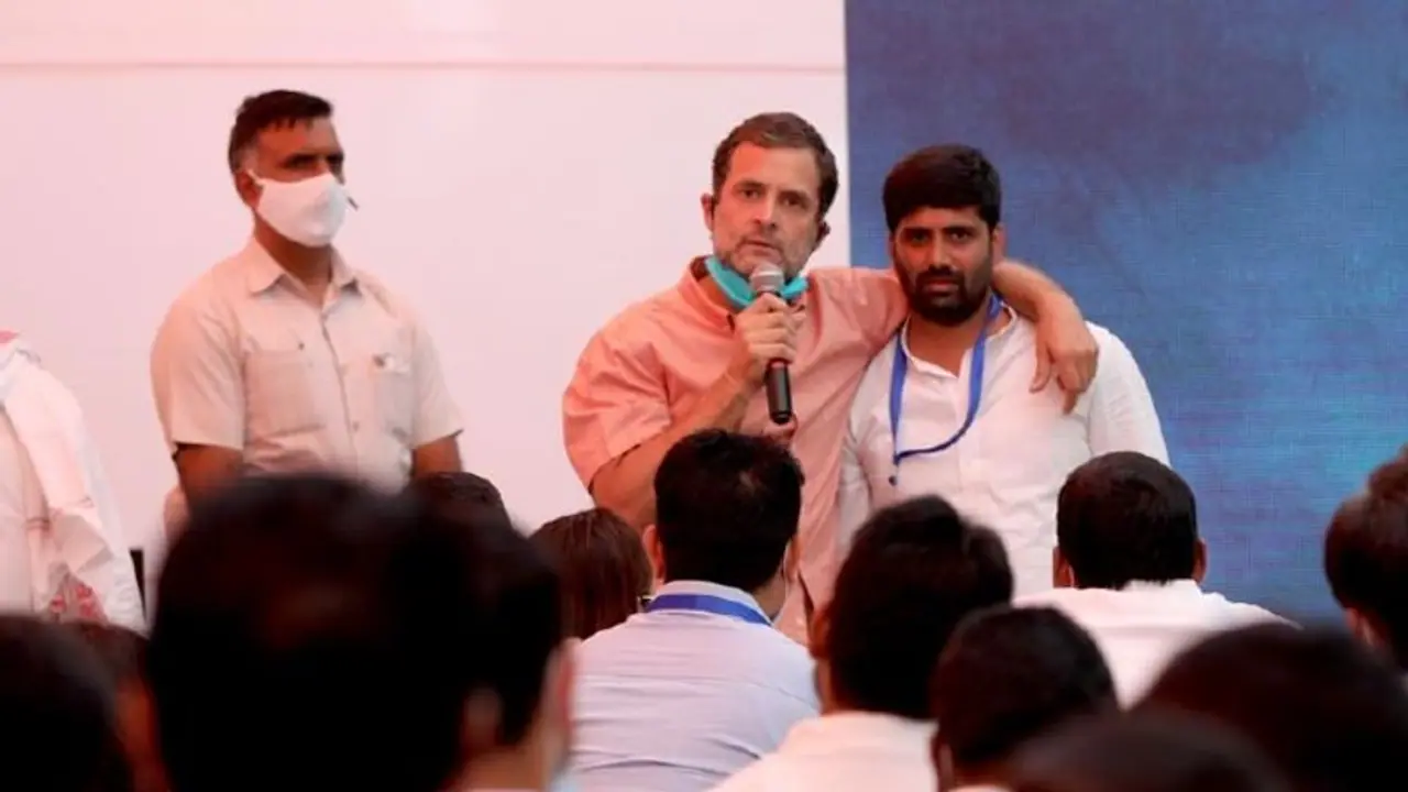 'জ্যোতিরাদিত্য যদি কংগ্রেসে থাকতেন...', দল বদলের প্রায় ১ বছর পর কী বললেন রাহুল গান্ধী 'জ্যোতিরাদিত্য যদি কংগ্রেসে থাকতেন...', দল বদলের প্রায় ১ বছর পর কী বললেন রাহুল গান্ধী