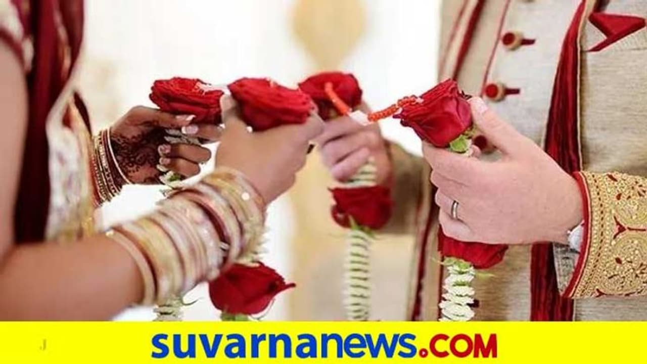 ಚಾಮುಂಡೇಶ್ವರಿ ಸನ್ನಿಧಿಯಲ್ಲಿ 14 ಜೋಡಿಗಳು ದಾಂಪತ್ಯ ಜೀವನಕ್ಕೆ