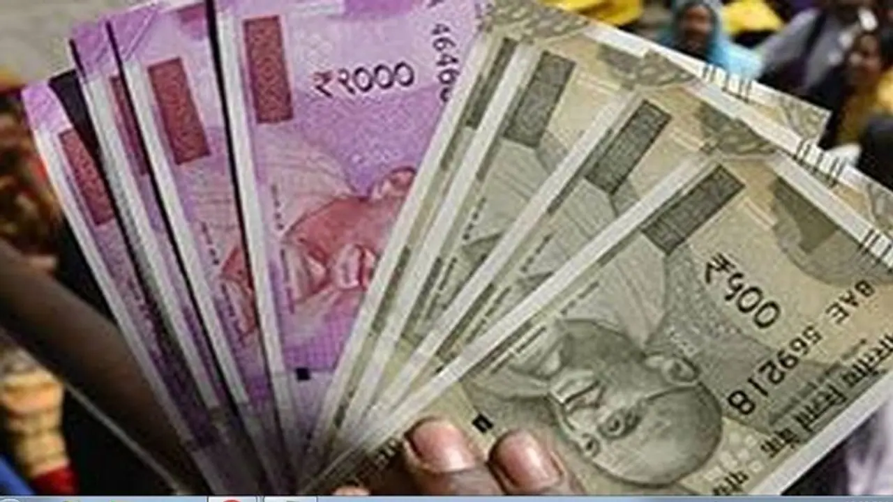 ಖಾತೆಗೆ 6,000 ಬದಲು 6 ಲಕ್ಷ ಹಾಕಿದ ಬ್ಯಾಂಕ್..! ಖಾತೆಗೆ 6,000 ಬದಲು 6 ಲಕ್ಷ ಹಾಕಿದ ಬ್ಯಾಂಕ್..!