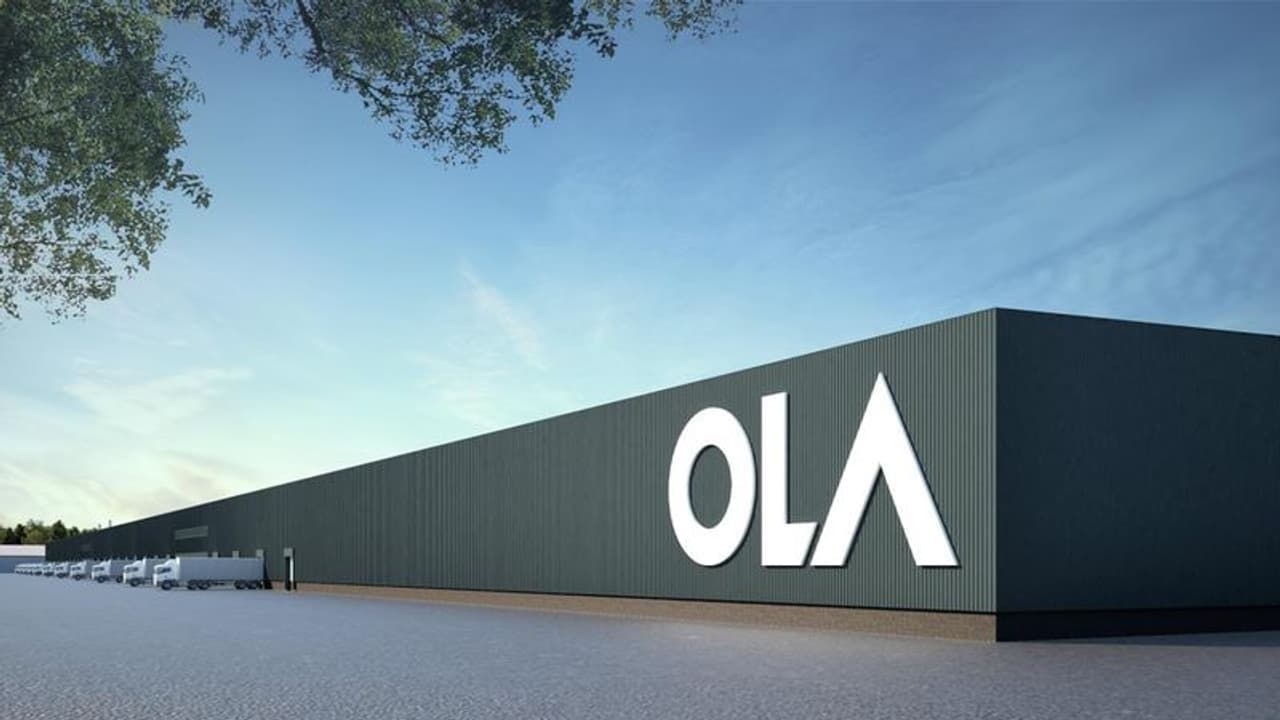 ഇലക്ട്രിക് സ്കൂട്ടറിന് പിന്നാലെ ഇലക്ട്രിക് കാറും നിര്മ്മിക്കാന് ഒല ഇലക്ട്രിക് സ്കൂട്ടറിന് പിന്നാലെ ഇലക്ട്രിക് കാറും നിര്മ്മിക്കാന് ഒല