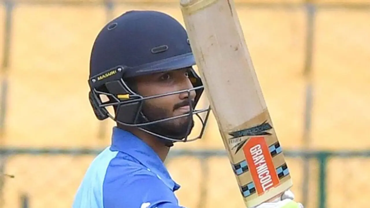 ടെസ്റ്റ് ടീമില് ഇടം കണ്ടെത്തുക എളുപ്പമല്ല; ദേവ്ദത്തിനെ കുറിച്ച് മുന് ഇന്ത്യന് സെലക്റ്റര് ടെസ്റ്റ് ടീമില് ഇടം കണ്ടെത്തുക എളുപ്പമല്ല; ദേവ്ദത്തിനെ കുറിച്ച് മുന് ഇന്ത്യന് സെലക്റ്റര്